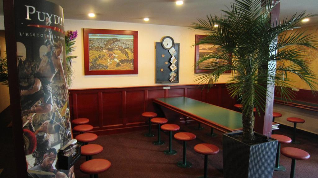 Quick Palace Nantes La Beaujoire Экстерьер фото Interior of a typical restaurant